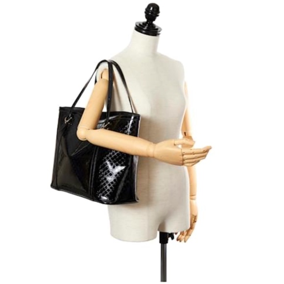 GUCCI Customer Appreciation!! - Picture 4 of 5